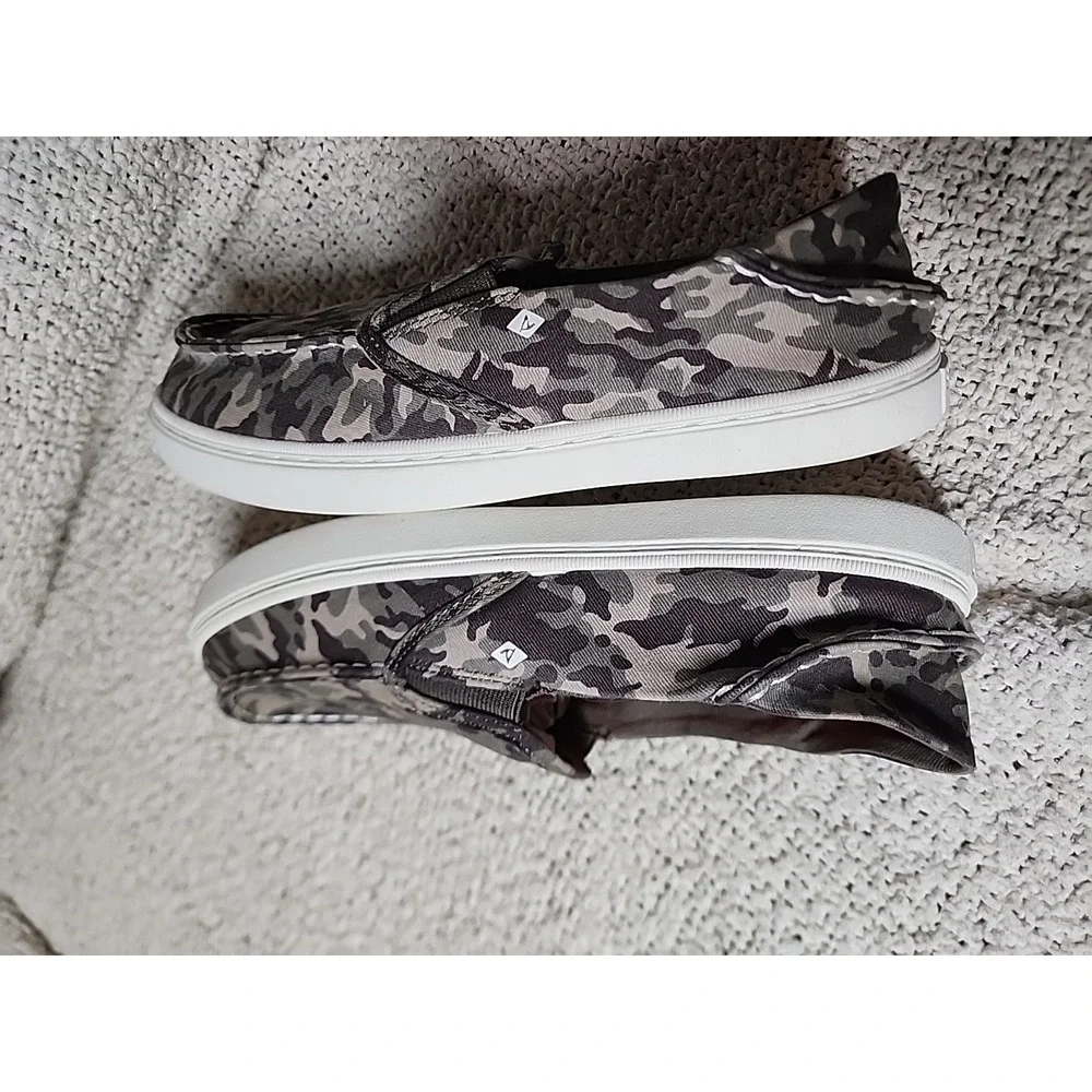 SPERRY Salty Washable/Camo Shoes  Boy's Size 5M Slip On Youth